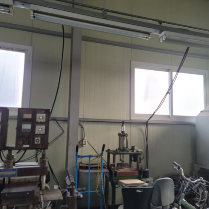 별지 공장 및 광업재산저당법제6조목록 1내지 6, 8내지 13
등 기계, 기구 전경 