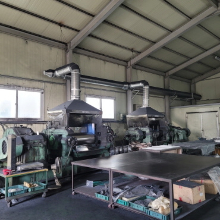 별지 공장 및 광업재산저당법제6조목록 중 제18-19 Mixing Roller1,2호기 전경