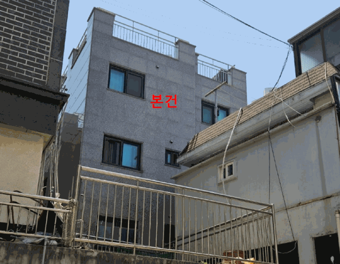 [본건 북측 외부전경]