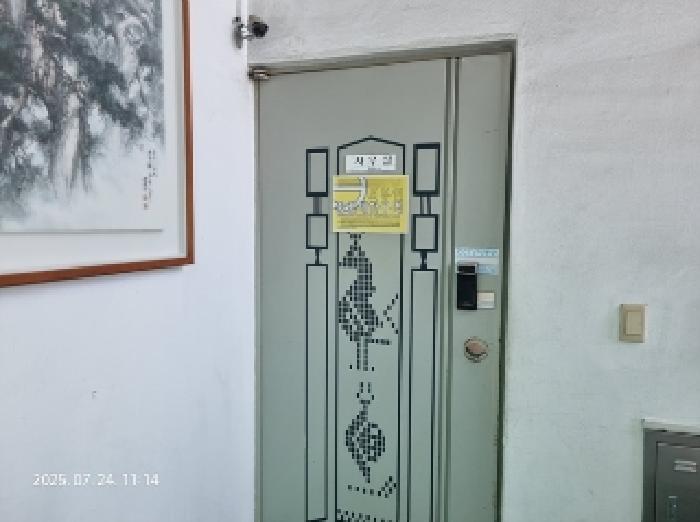 목록2 부속건물 2층 입구