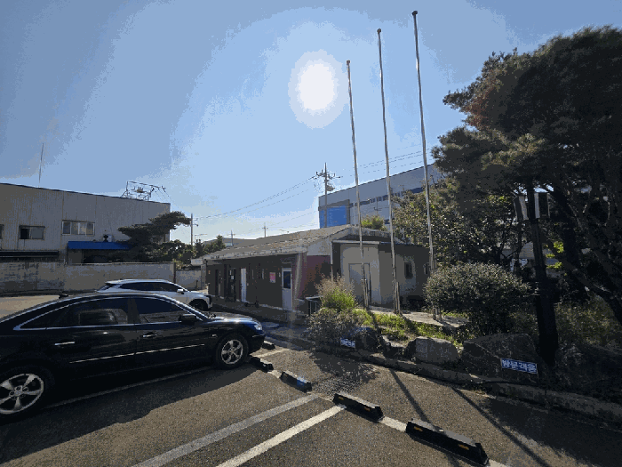 【 제시외건물 ㄴ) 】