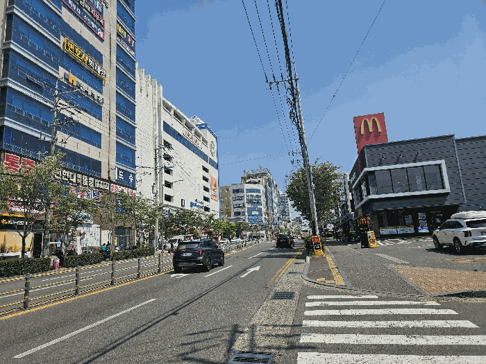 동측도로주변