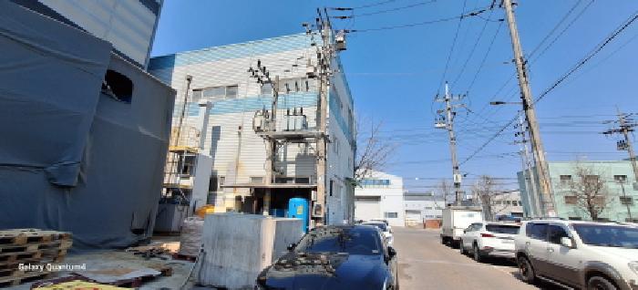 본건에 소재하는 전압선