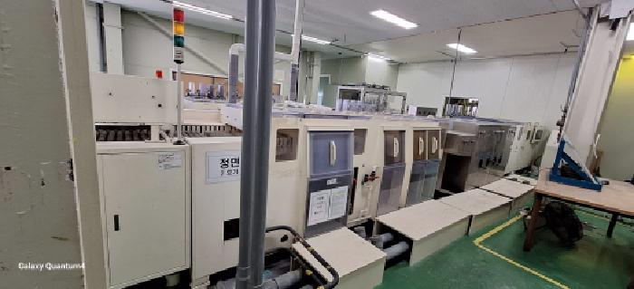 3층 공장 내부 기계기구