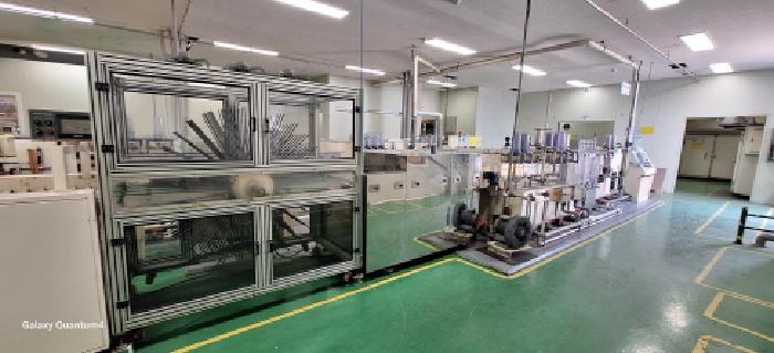 3층 공장 내부 기계기구