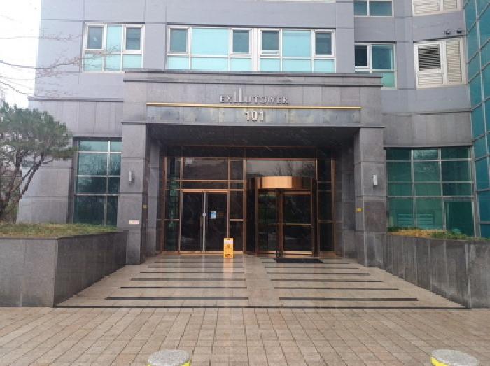 1층 주 출입구