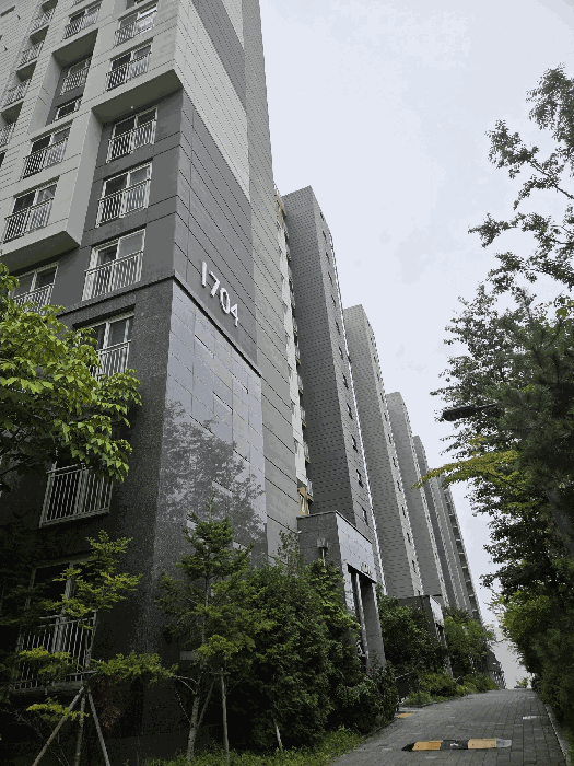 본건 소재 아파트(재1704동)