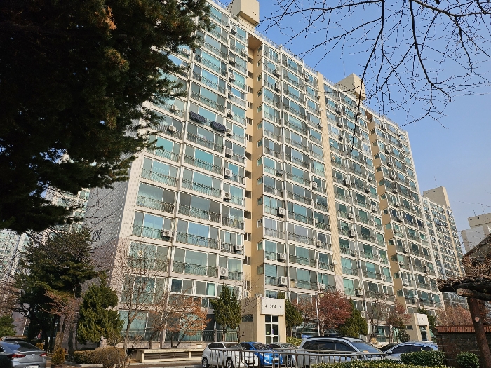 본건 소재 동 전경