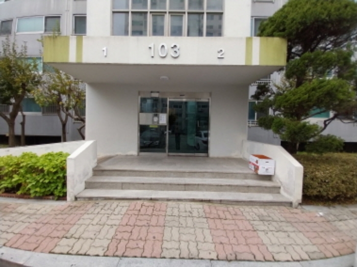 공동 출입구