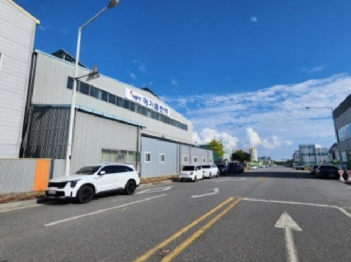 본건 부동산 접면 도로의 모습