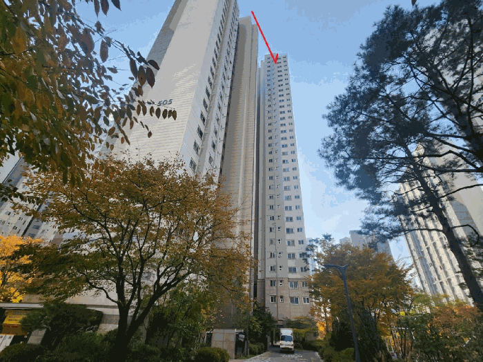 북동측에서 촬영