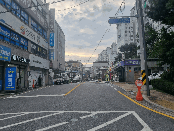접면도로 및 주위환경