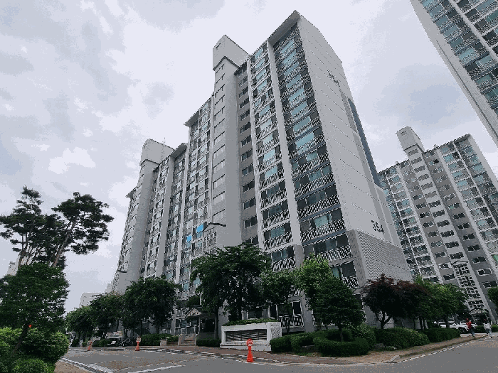 본건소재건물전경