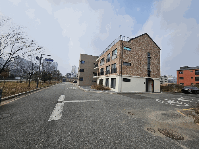 본건 전경(남동측 인근)