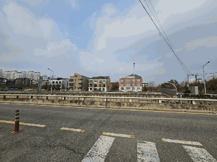 본건 전경(남측 인근)