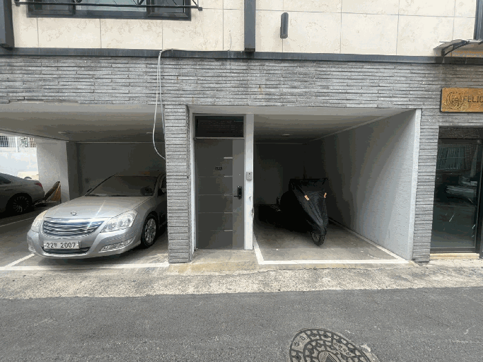 본건 1층