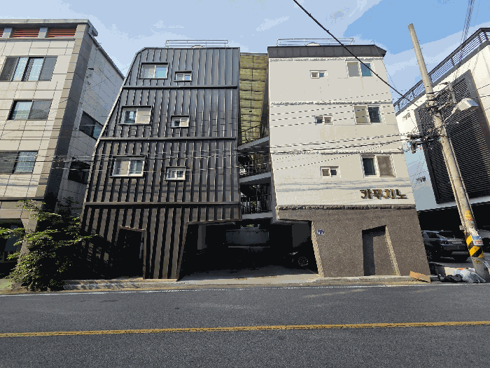 남측에서 본 전경