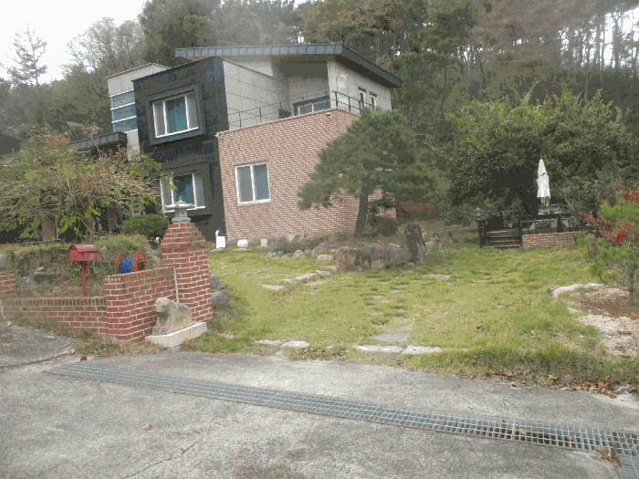 본건 토지 (남동측에서 촬영)