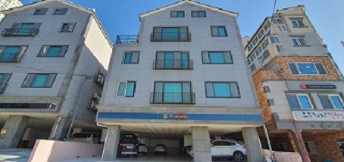 기호1 토지 및 기호2 제시 건물 전경