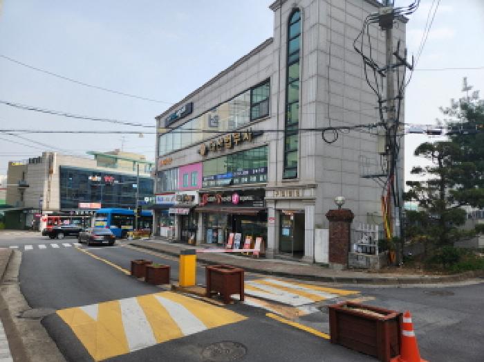목록3 건물 전경