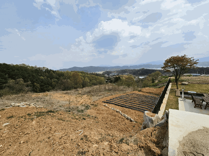 기호(2)토지 전경
(서측에서 촬영)