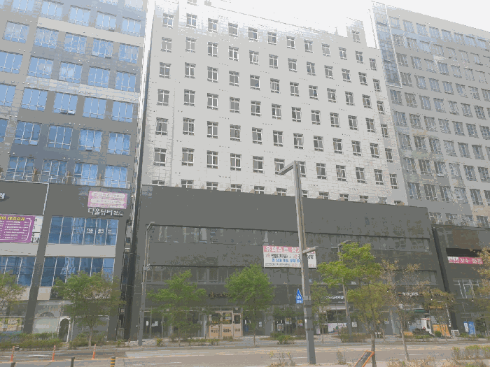 유퍼스트 빌딩 전경