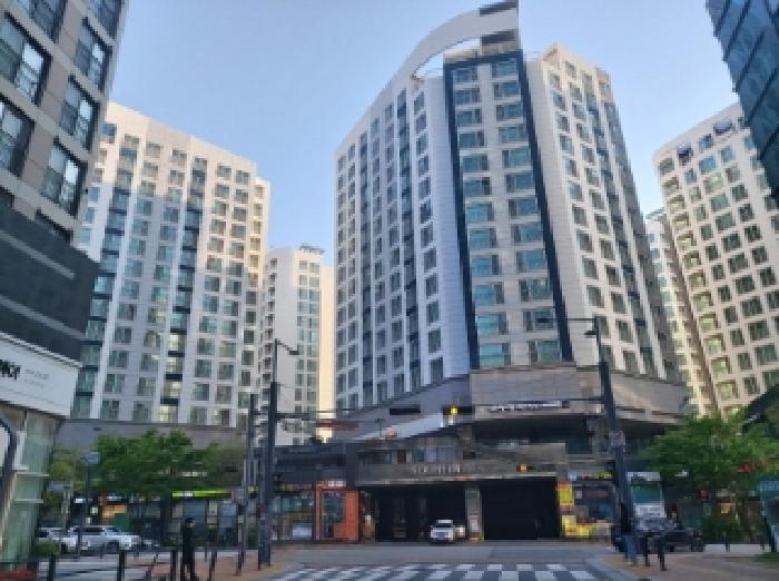 건물 전체 전경