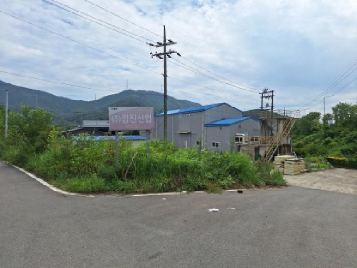 본건 공장 전경
