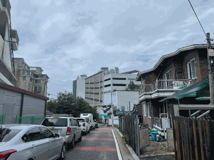 인 근 전 경