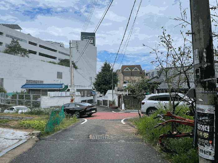 인 근 전 경
