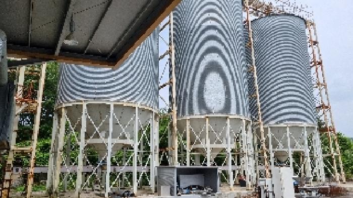 별지 기계 기구목록 기호1. 골드현미생산 및 저장설비라인 중 저장공정내 5) SILO 5EA 사진 