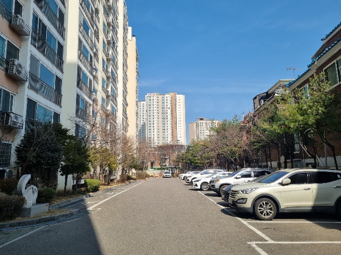 단지 내부 동측 전경