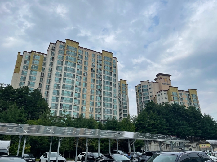 <본건 원경>‘><br /><img src=