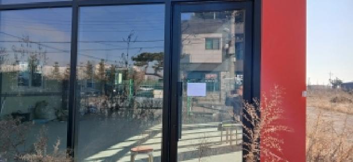 건물 측면