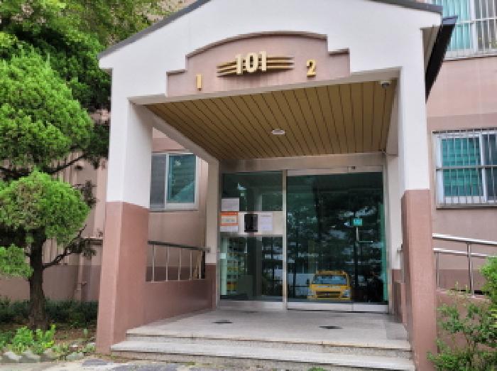 공동현관문