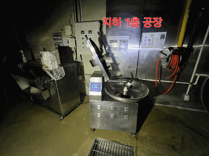 기호3건물 지하1층 공장내부