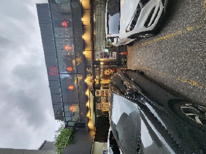 본 건 전경