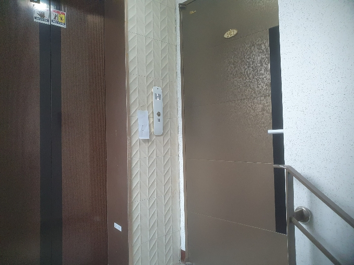 501호 입구 
