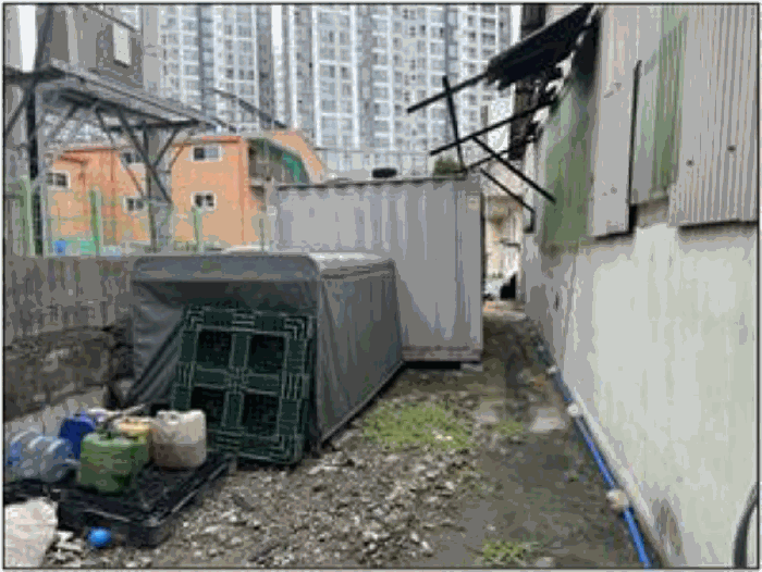 [이동이 용이한 컨테이너]