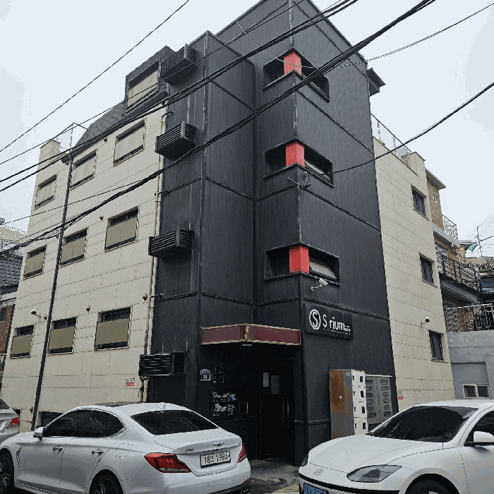 본건 토지 및 건물 전경(남측)