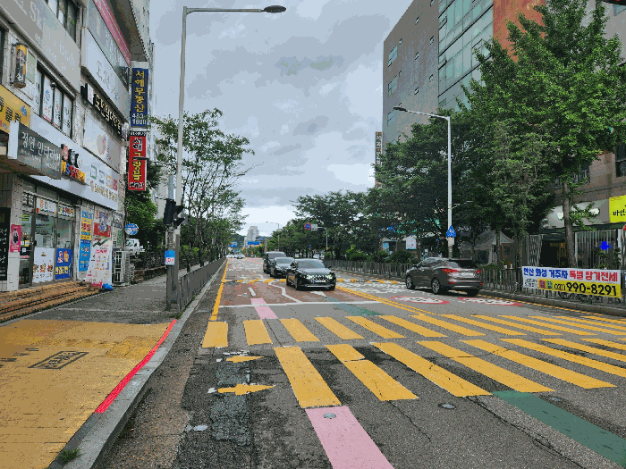 북측 접면도로