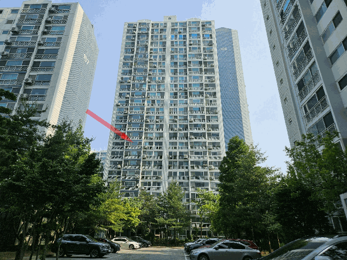 본건동 전경 (본건 남측 인근에서 촬영)