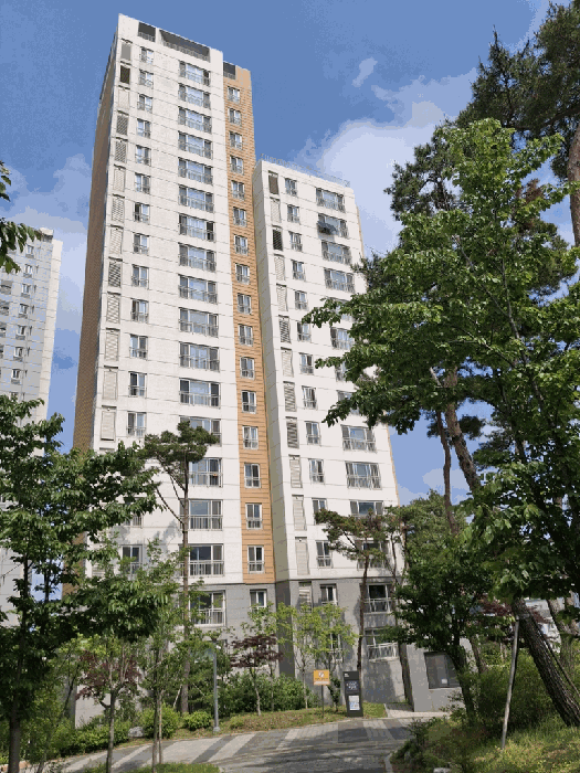 본건(106동) 전경 : 남서측에서 촬영