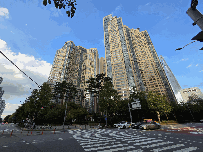 본건 갤러리아팰리스 아파트 3개동 남서측 전경