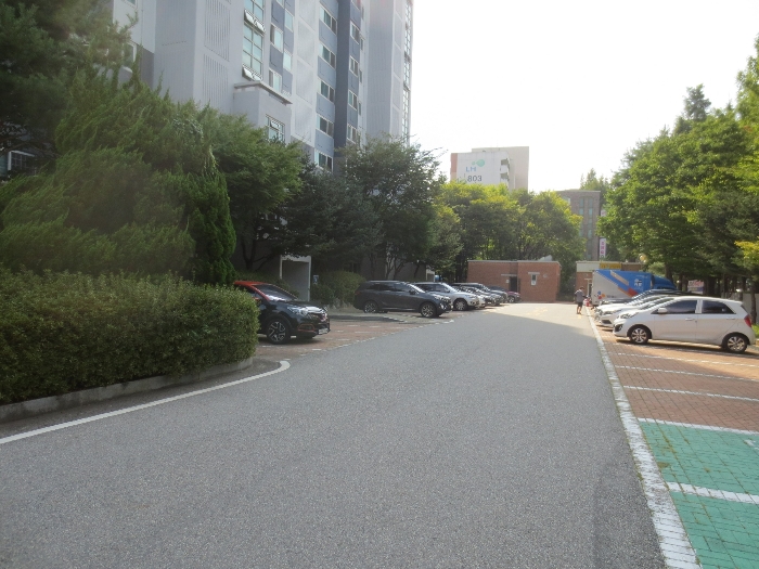 본건 북측 단지내 전경