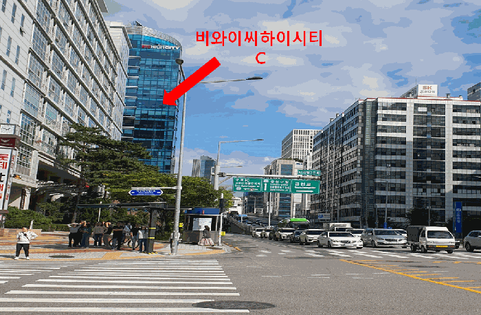 본건 남측 인접도로 주위환경