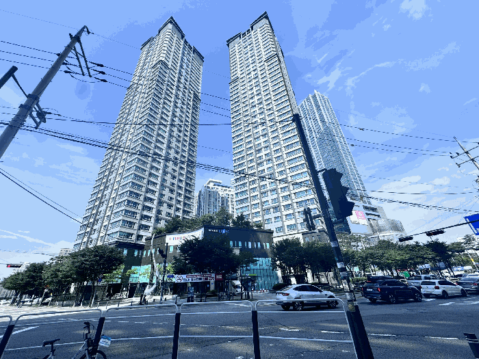 본건 소재 건물 전경