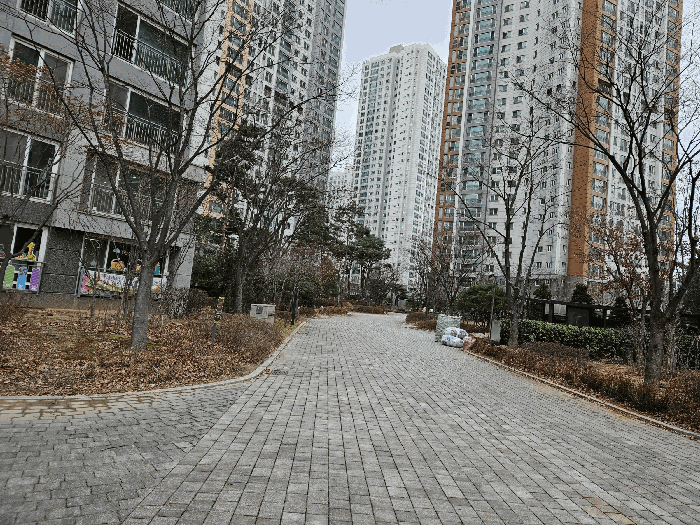 본건 단지내부전경