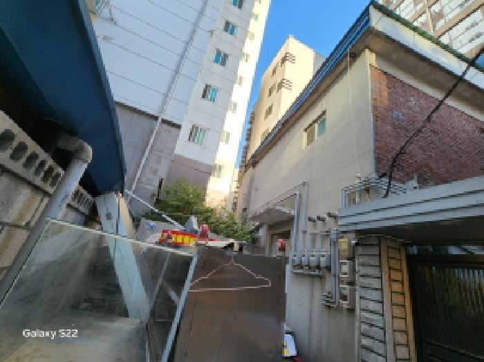 이건 부동산 도로명주소 표지가 있는 쪽 현황