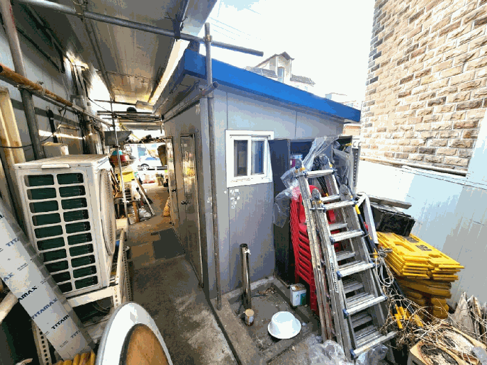 1층 나동 건물 전경
